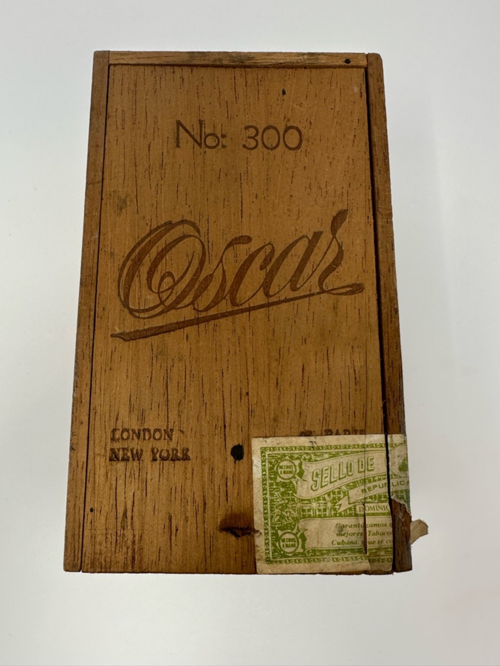 Oscar Cigar Wooden Box No. 300‎ Empty Dominican Republic London New York A1